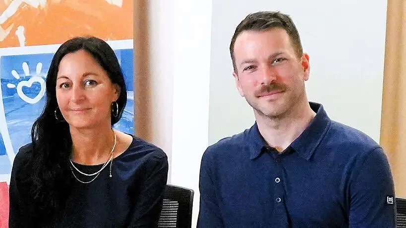 Alena Settele und Georg Wagner beim beruflichen Austausch in Barcelona