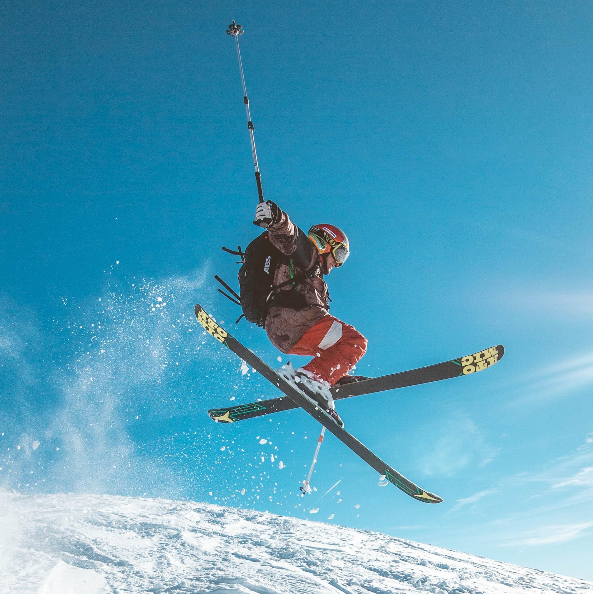 Skifahrer Luftsprung
